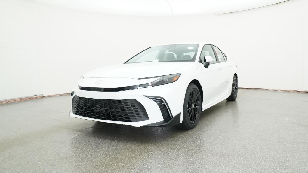 2026 Toyota Camry SE photo 4