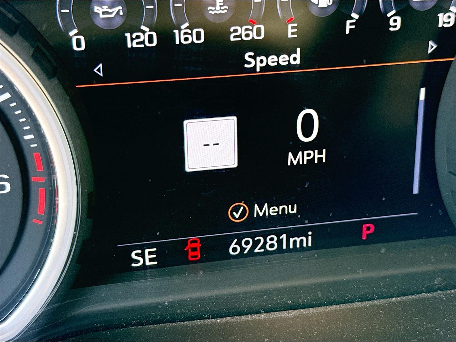 2021 Chevrolet Silverado 1500 LTZ photo 2