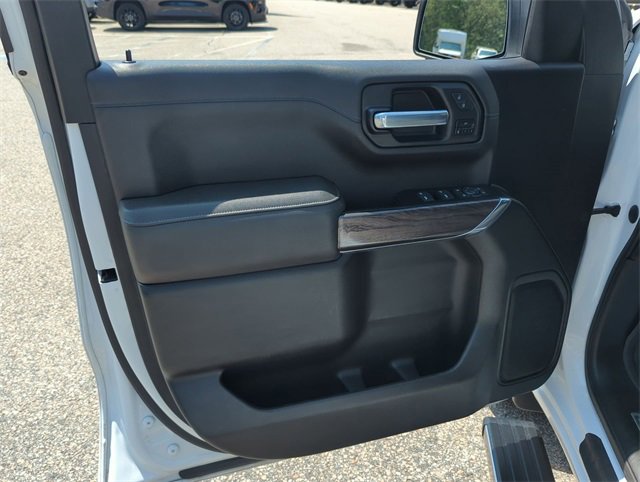 2022 Chevrolet Silverado 1500 LTZ photo 13