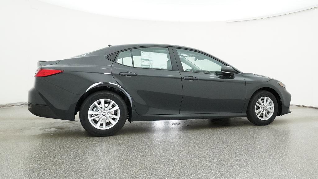 2026 Toyota Camry LE photo 23