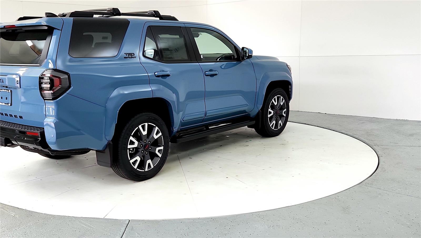 2025 Toyota 4Runner TRD Sport photo 9