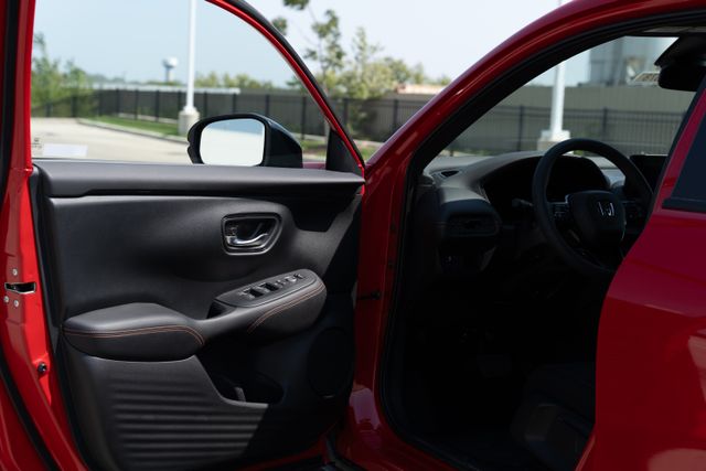 2025 Honda HR-V Sport photo 13