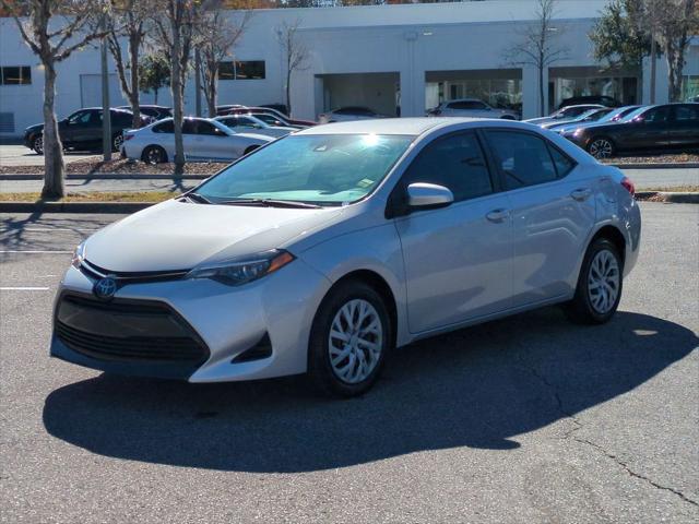2019 Toyota Corolla LE's photo