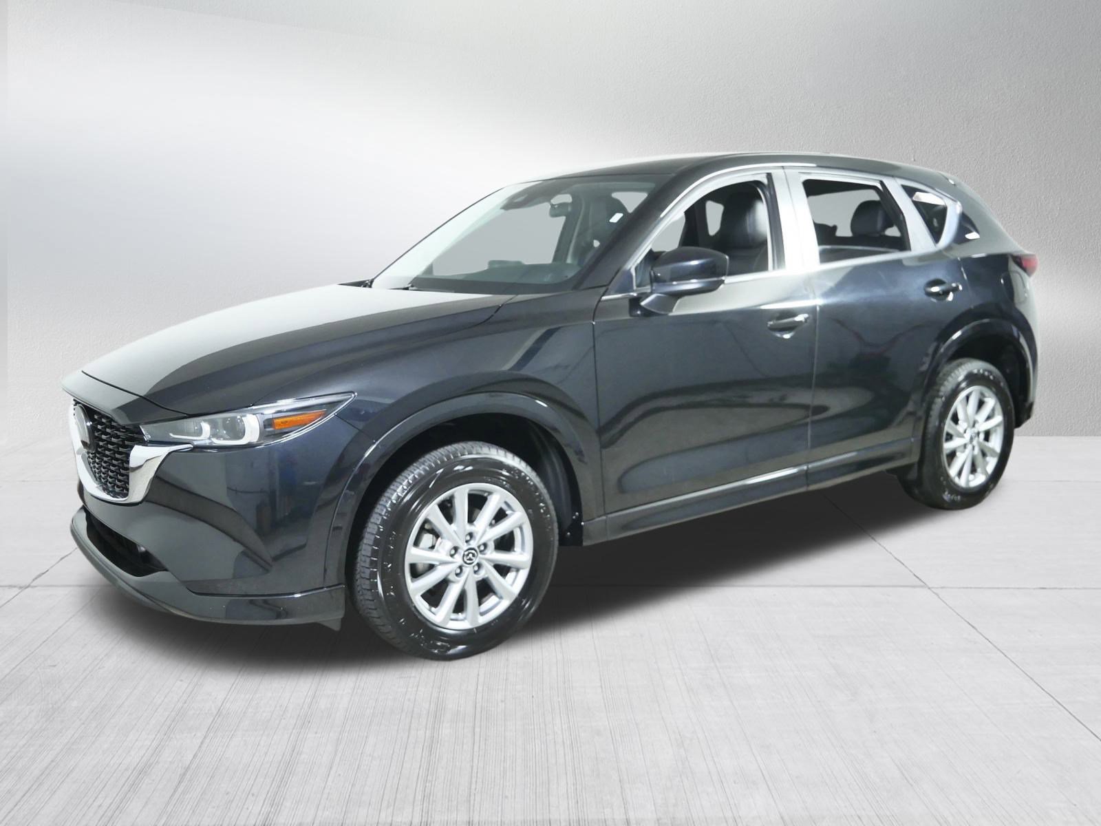 2024 Mazda CX-5 2.5 Select photo 3
