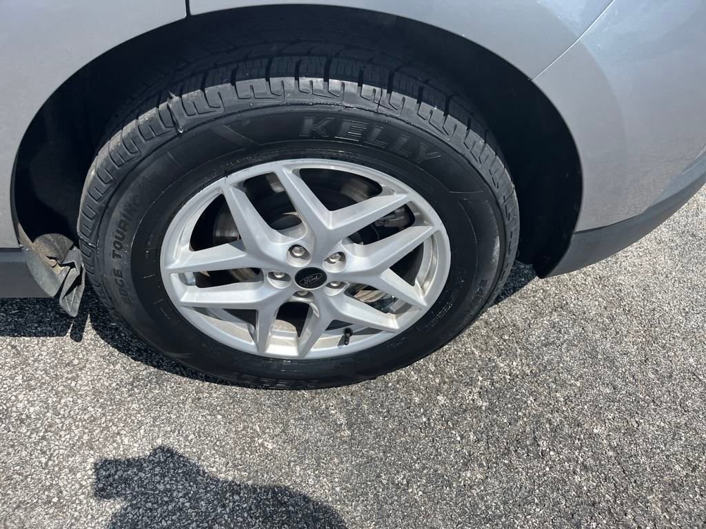 2024 Ford Edge SEL photo 29
