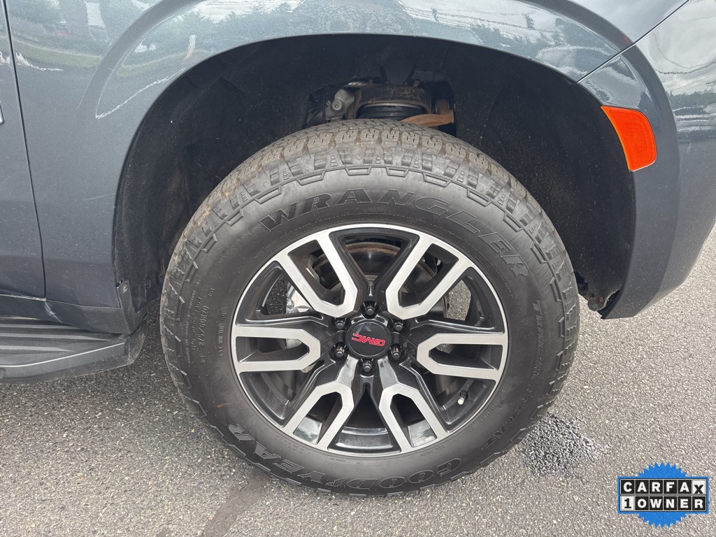 2021 Gmc Yukon AT4 photo 9