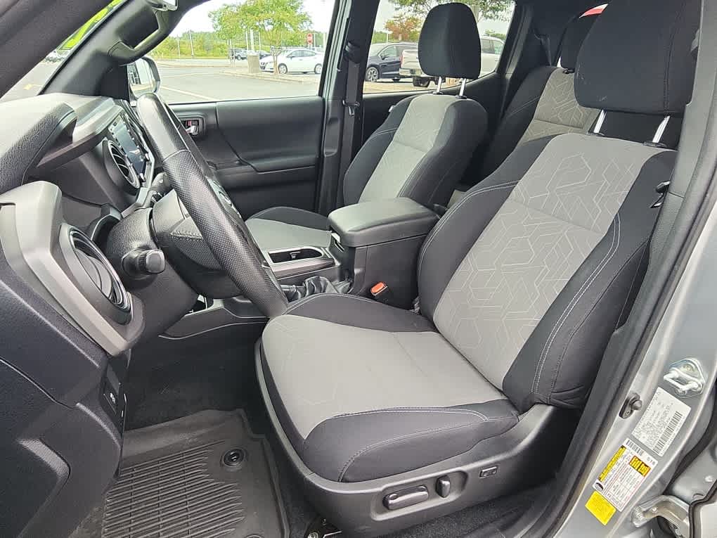 2023 Toyota Tacoma TRD Sport Double Cab V6 photo 9