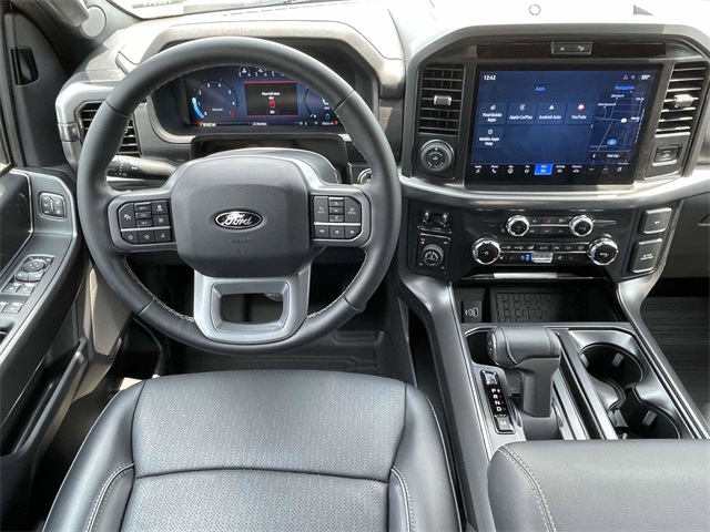 2025 Ford F-150 Lariat photo 14