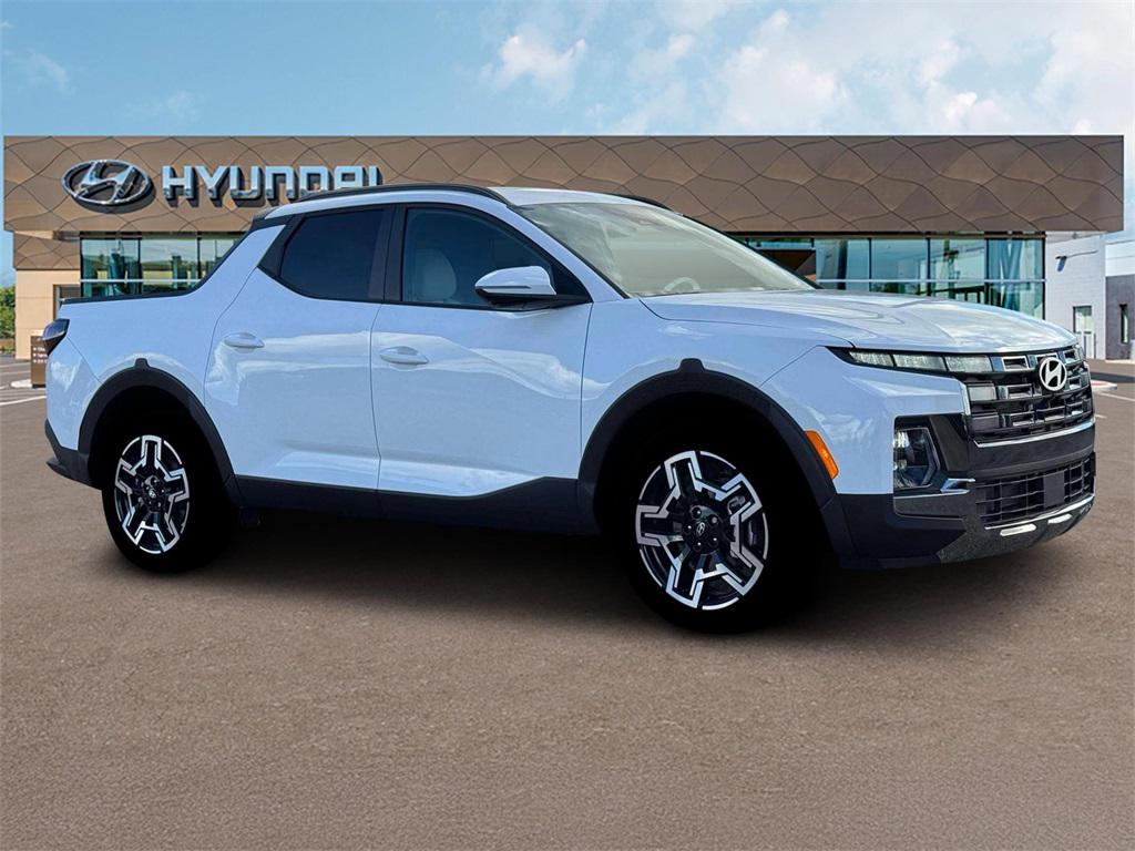 2026 Hyundai Santa Cruz Limited photo 2