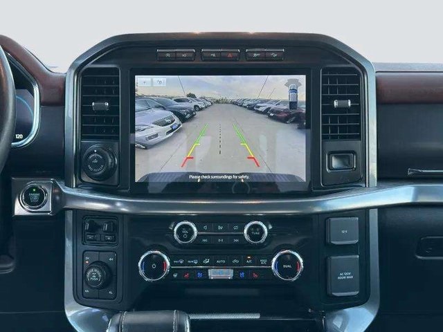 2023 Ford F-150 Lariat photo 22