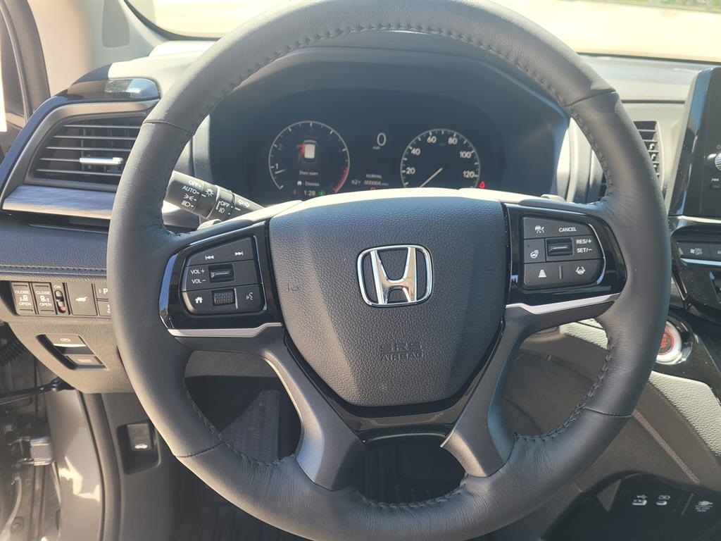 2026 Honda Odyssey Elite photo 10