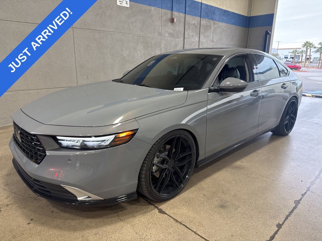 2025 Honda Accord Hybrid Touring's photo