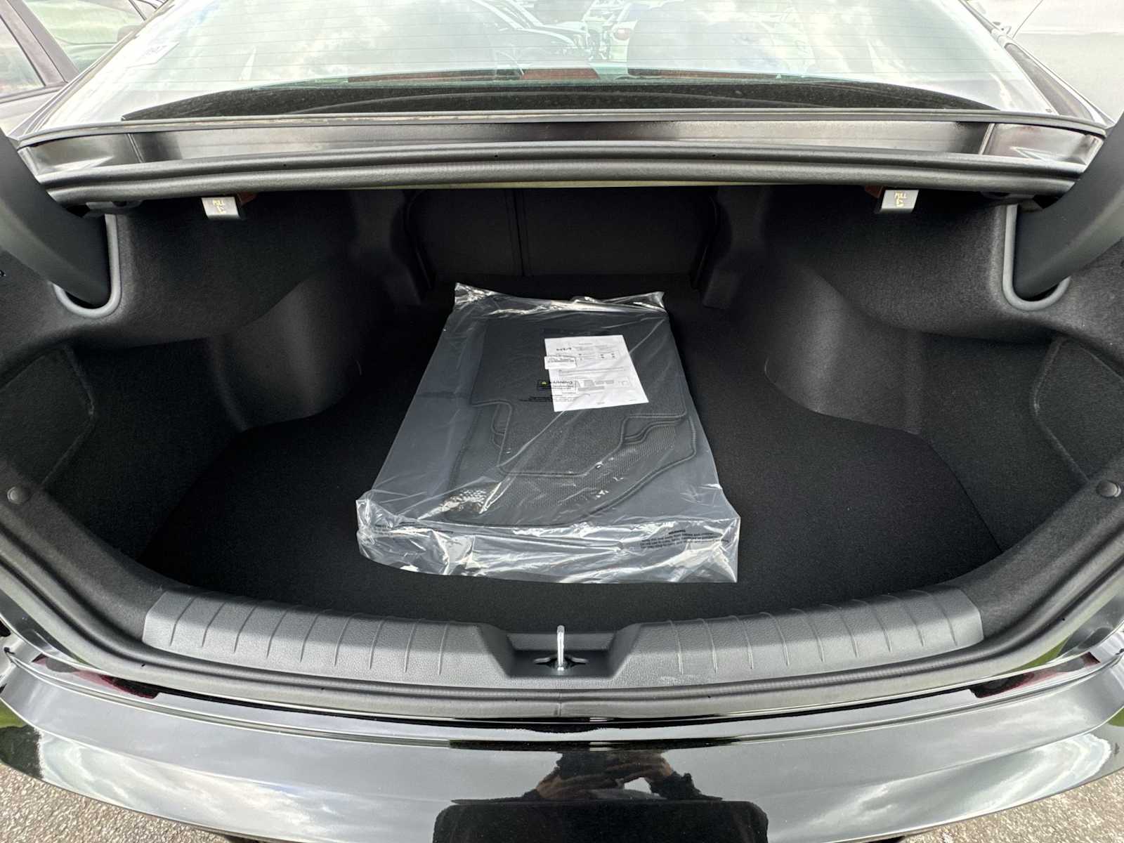 2025 Kia K5 GT-Line photo 24