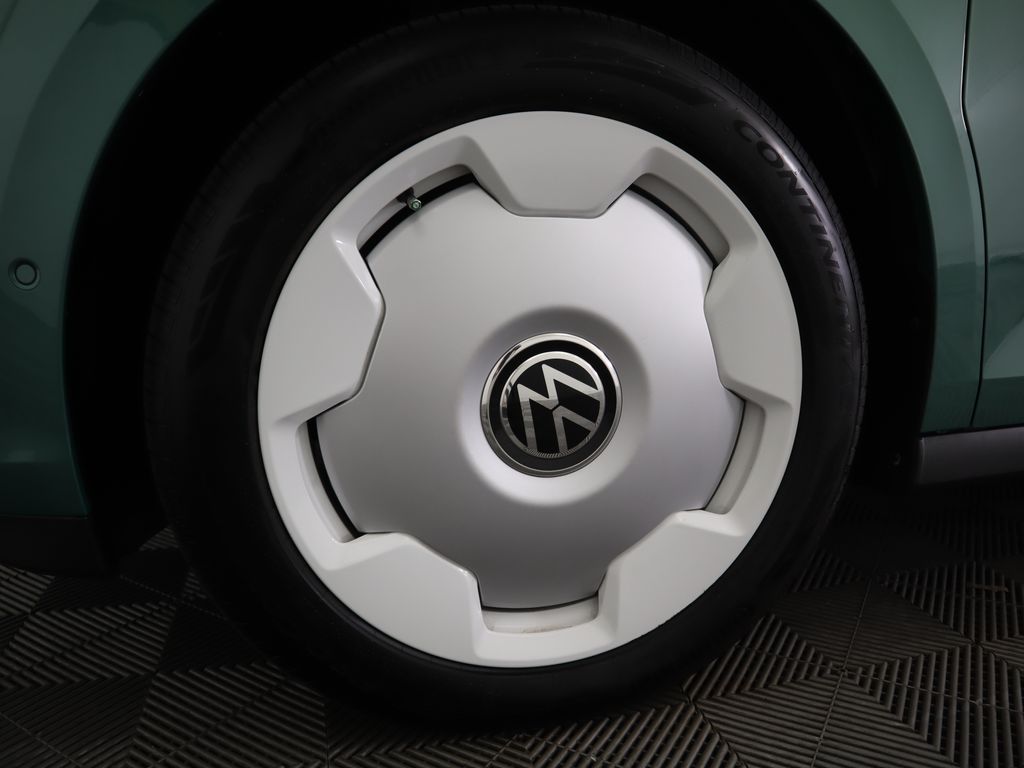2025 Volkswagen ID. Buzz photo 28