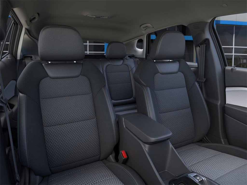 2025 Chevrolet Trax LT photo 14