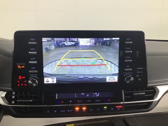2022 Toyota Sienna Limited photo 15