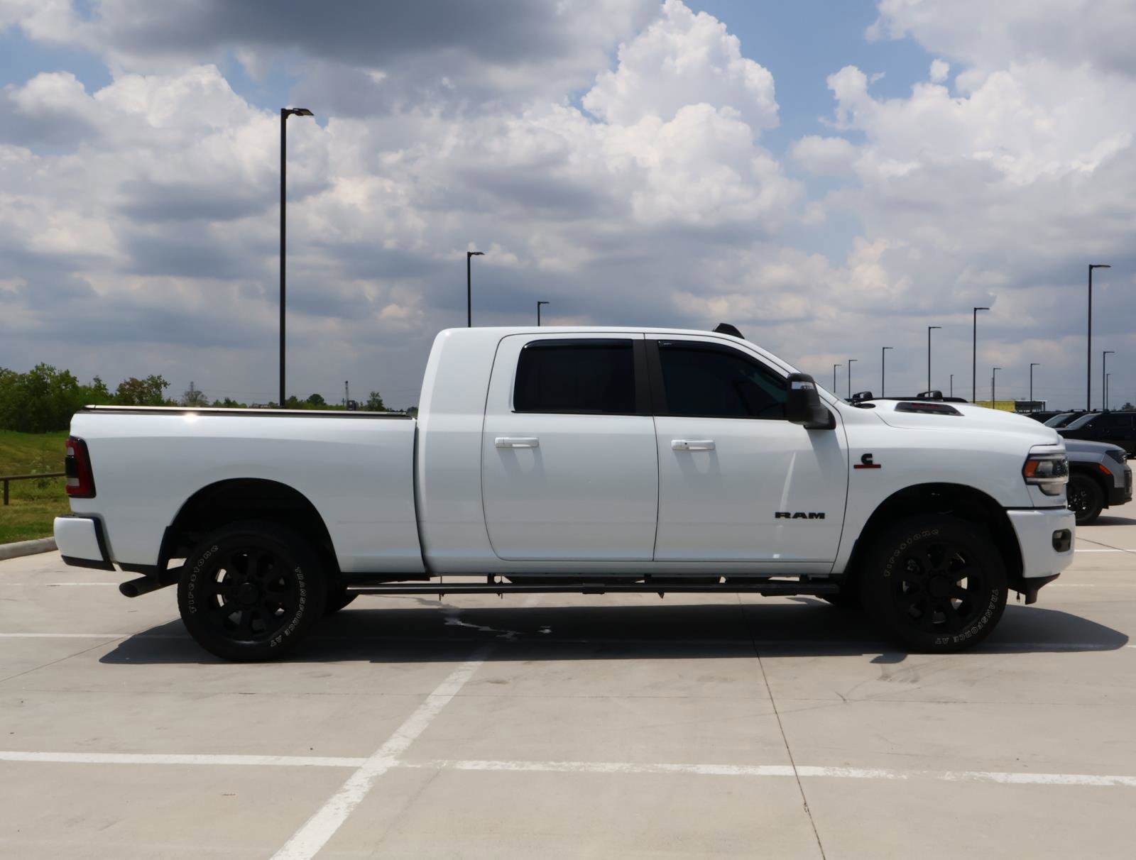 2024 Ram 3500 Laramie photo 6