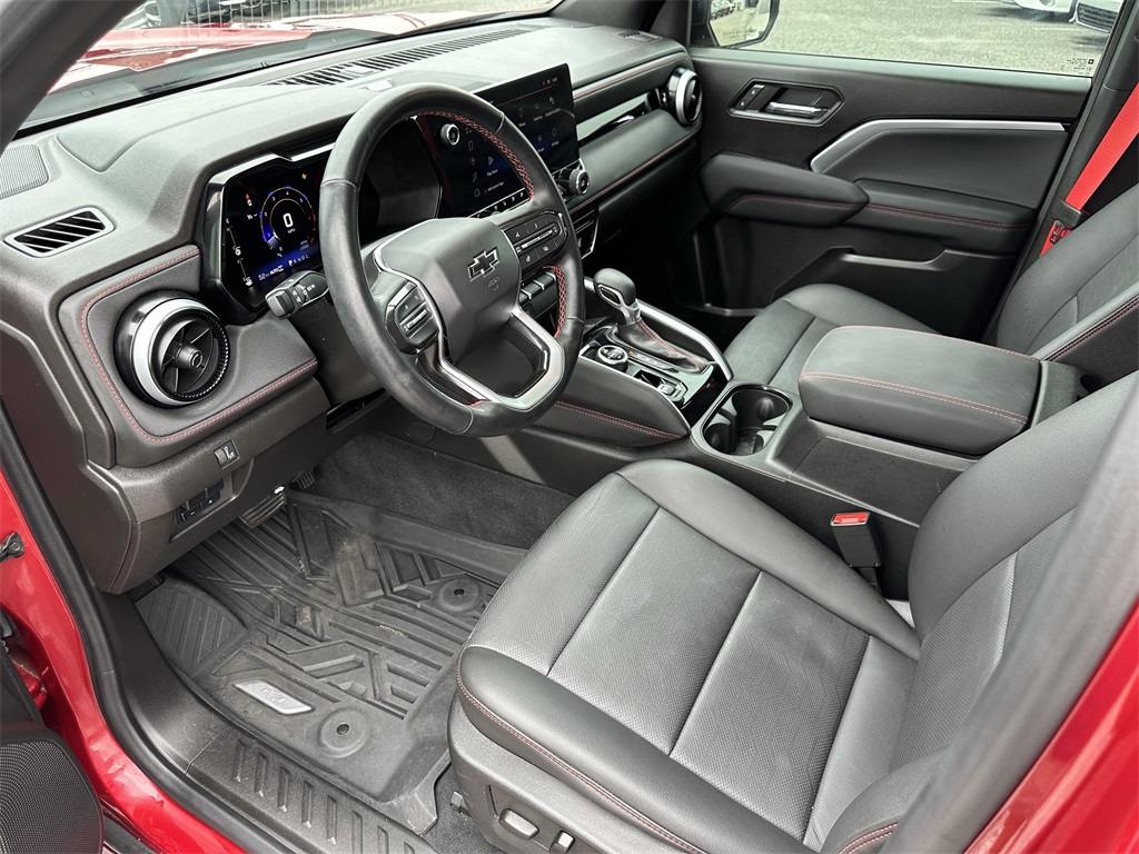 2023 Chevrolet Colorado Z71 photo 10