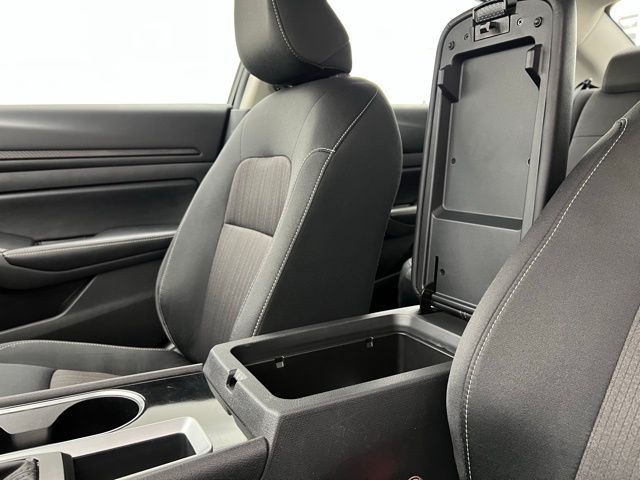 2024 Nissan Altima 2.5 SV photo 14