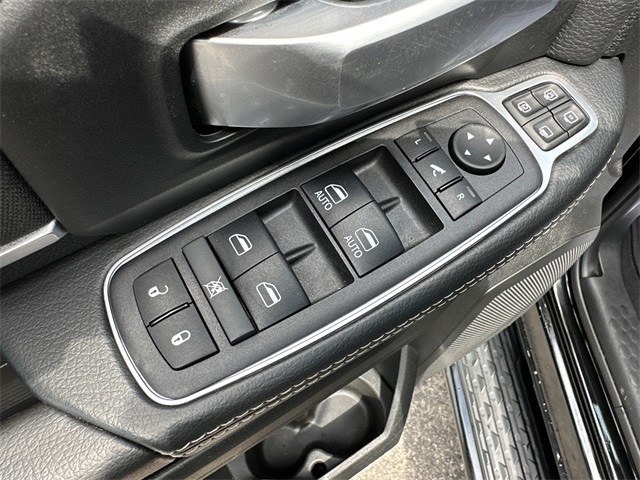 2024 Ram 2500 Big Horn photo 26