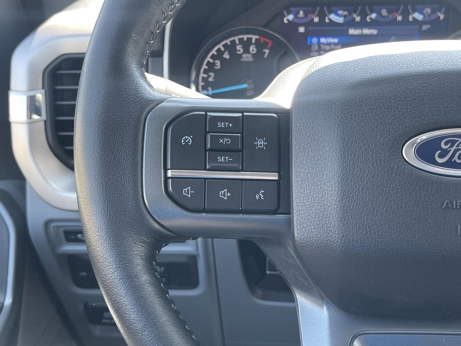 2022 Ford F-150 XLT photo 25