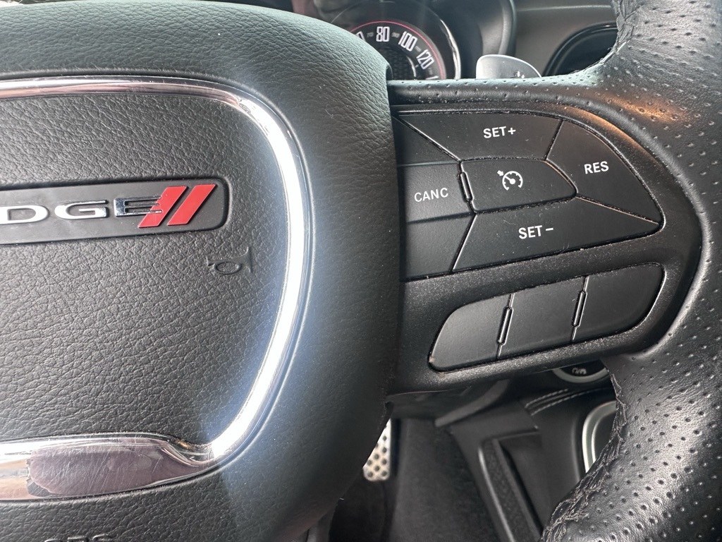 2022 Dodge Challenger R/T photo 8