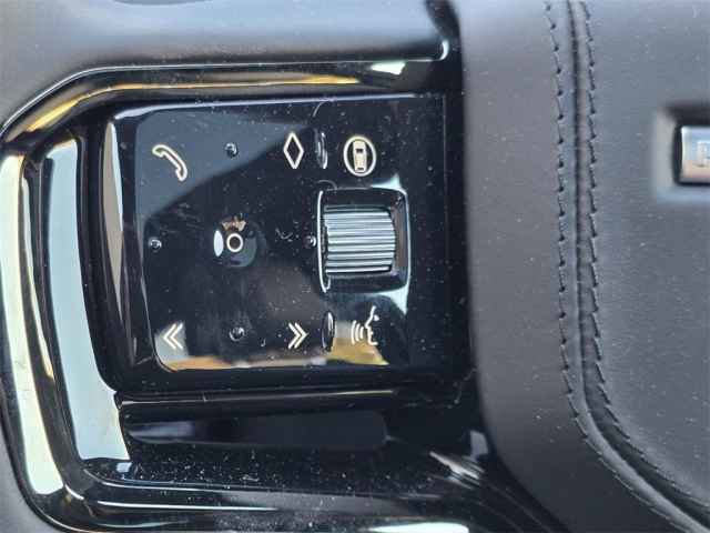 2025 Land Rover Range Rover Velar SE photo 16
