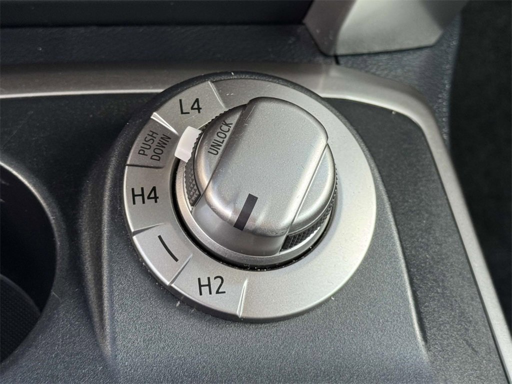 2024 Toyota 4Runner SR5 Premium 4WD photo 7
