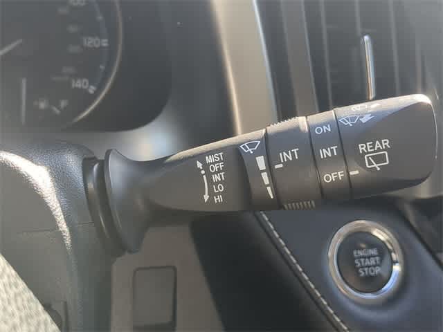 2017 Toyota RAV4 XLE photo 17
