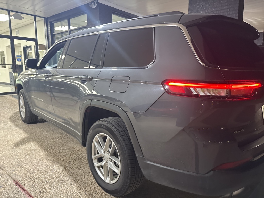 2024 Jeep Grand Cherokee Laredo photo 2