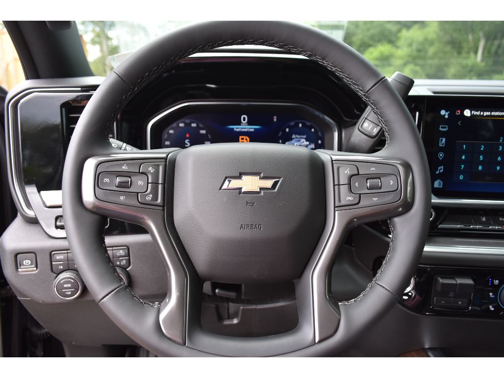 2025 Chevrolet Silverado 2500HD High Country photo 20