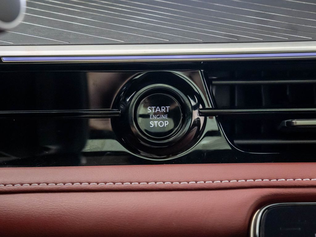 2026 Infiniti QX80 photo 24