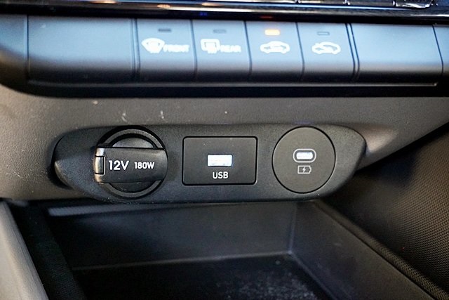 2024 Hyundai Elantra SEL photo 27