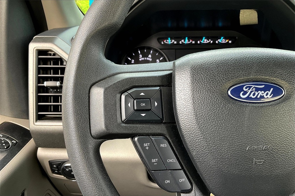 2022 Ford F-350 XL photo 20