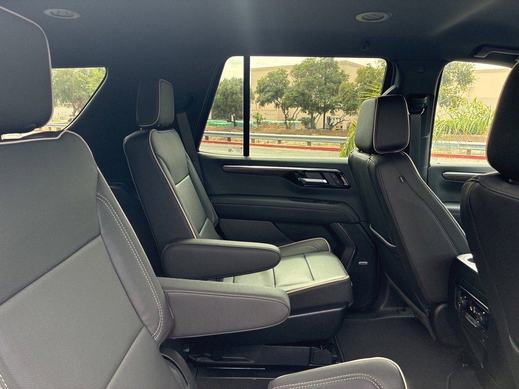 2025 Chevrolet Tahoe Premier photo 25
