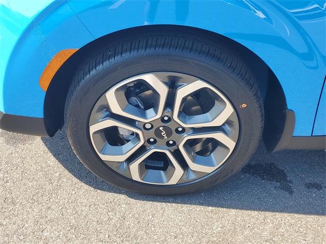 2025 Kia Soul EX photo 3