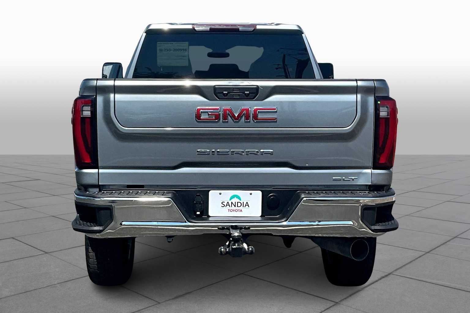 2025 Gmc Sierra SLT photo 4