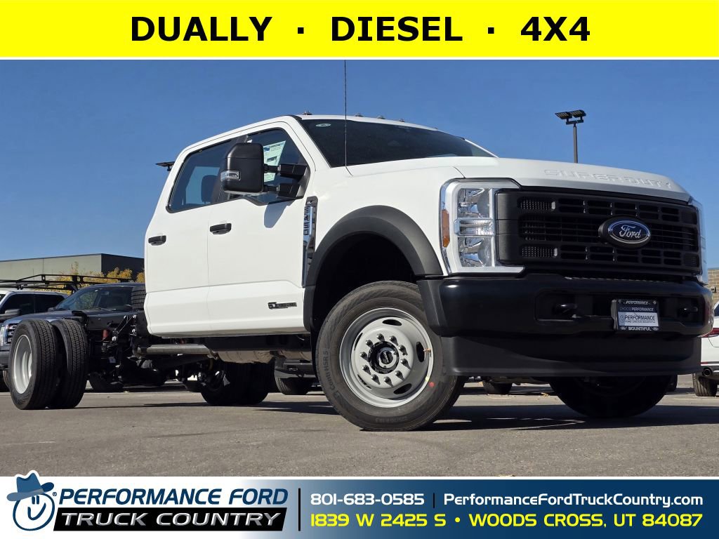 2026 Ford F-450 Super Duty Chassis Cab XL's photo