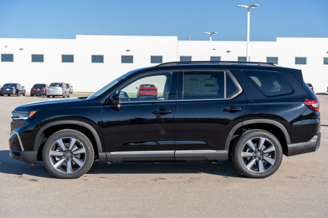 2025 Honda Pilot Elite photo 4
