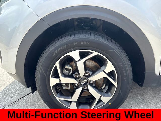 2022 Kia Sportage LX photo 3