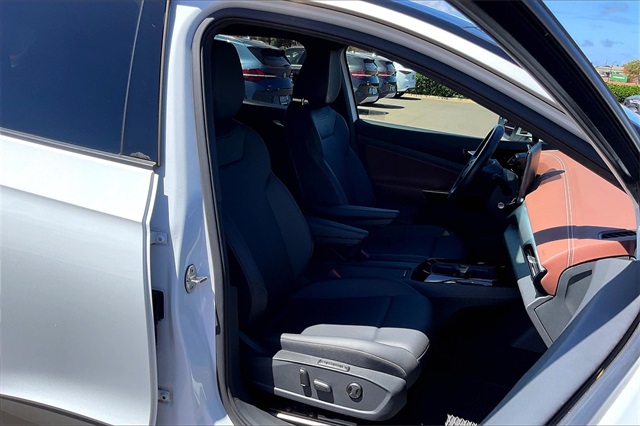 2022 Volkswagen ID.4 Pro S photo 7