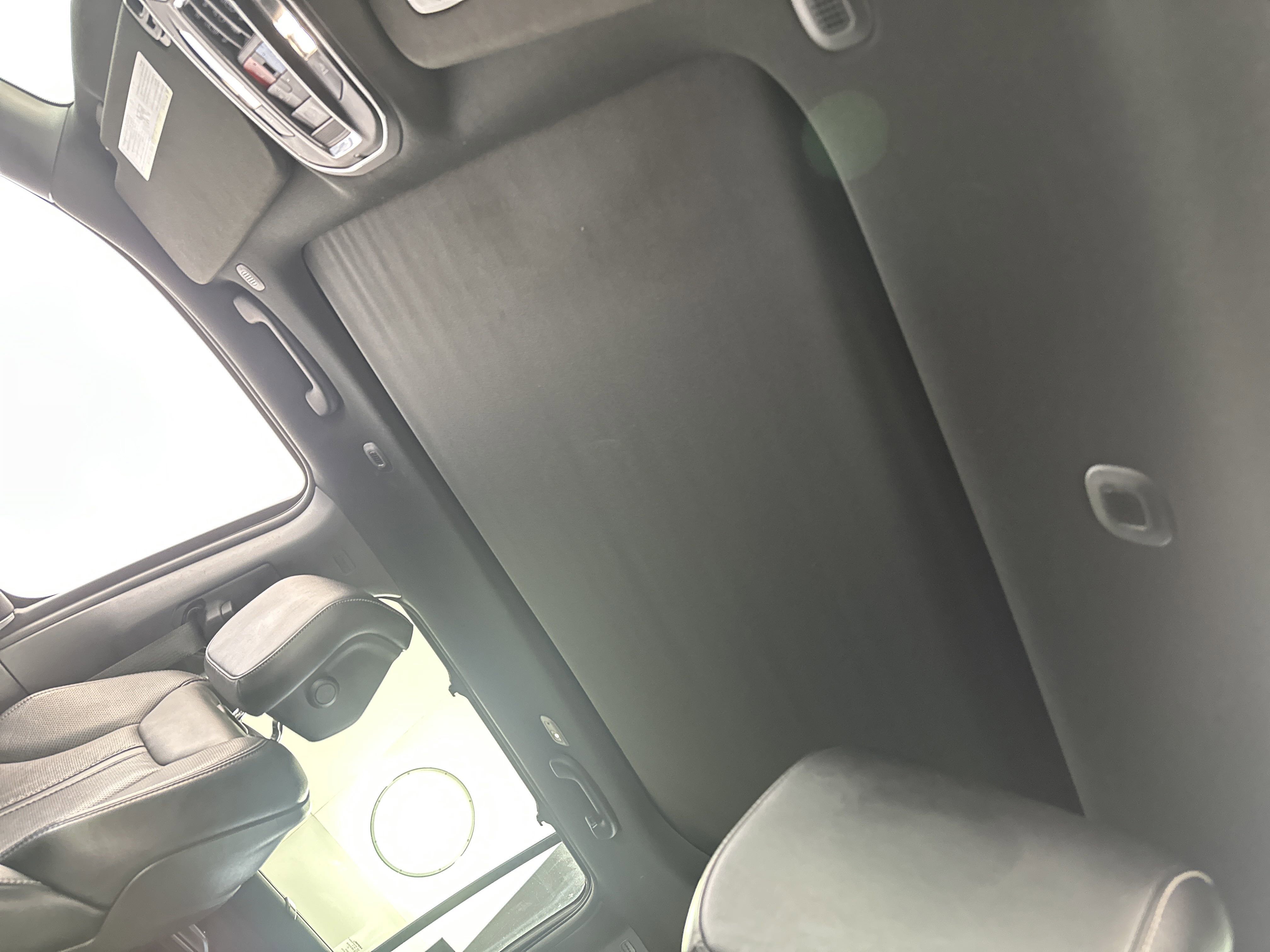 2022 Jeep Wagoneer Series III photo 9