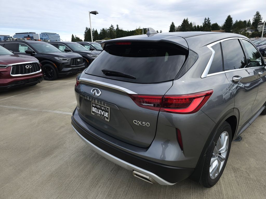 2022 Infiniti QX50 PURE photo 9