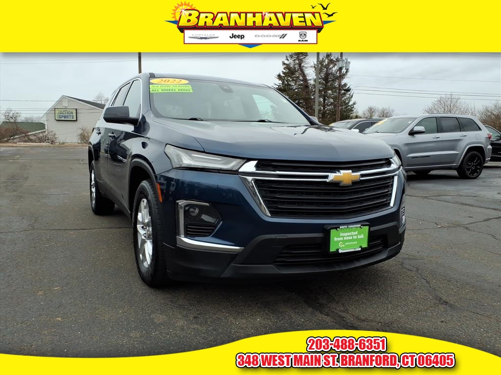 2022 Chevrolet Traverse LS's photo
