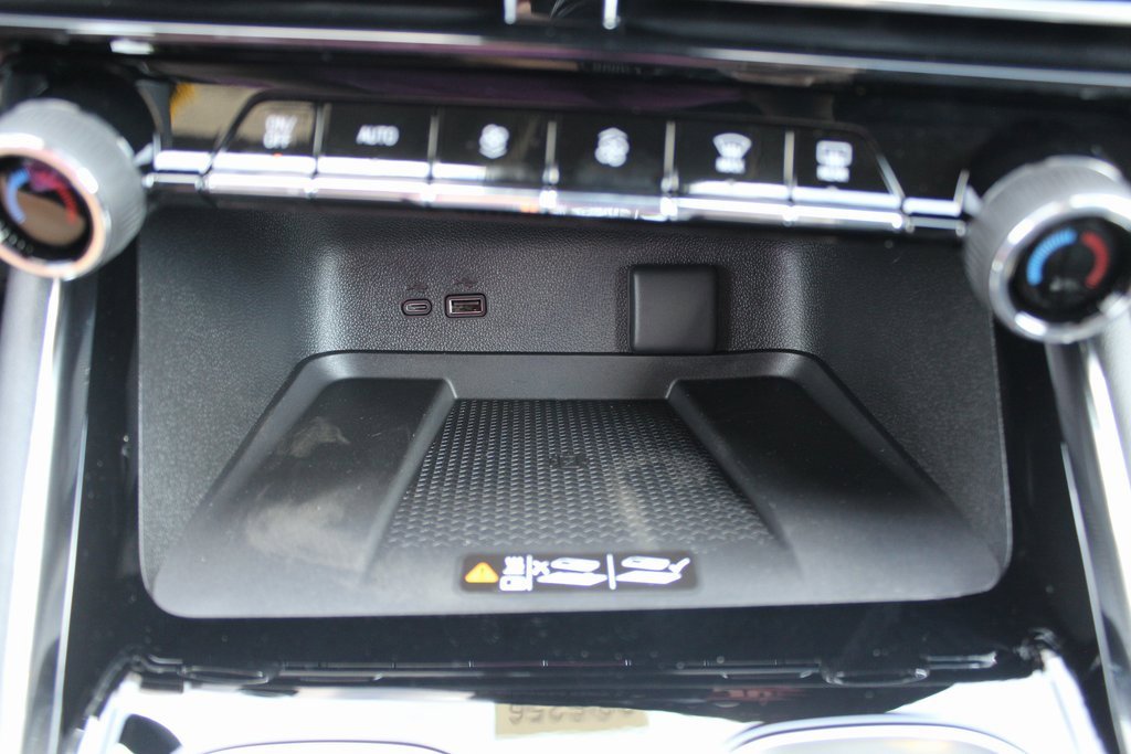 2026 Chevrolet Traverse Z71 photo 13