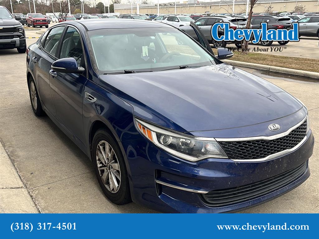 2018 Kia Optima LX's photo
