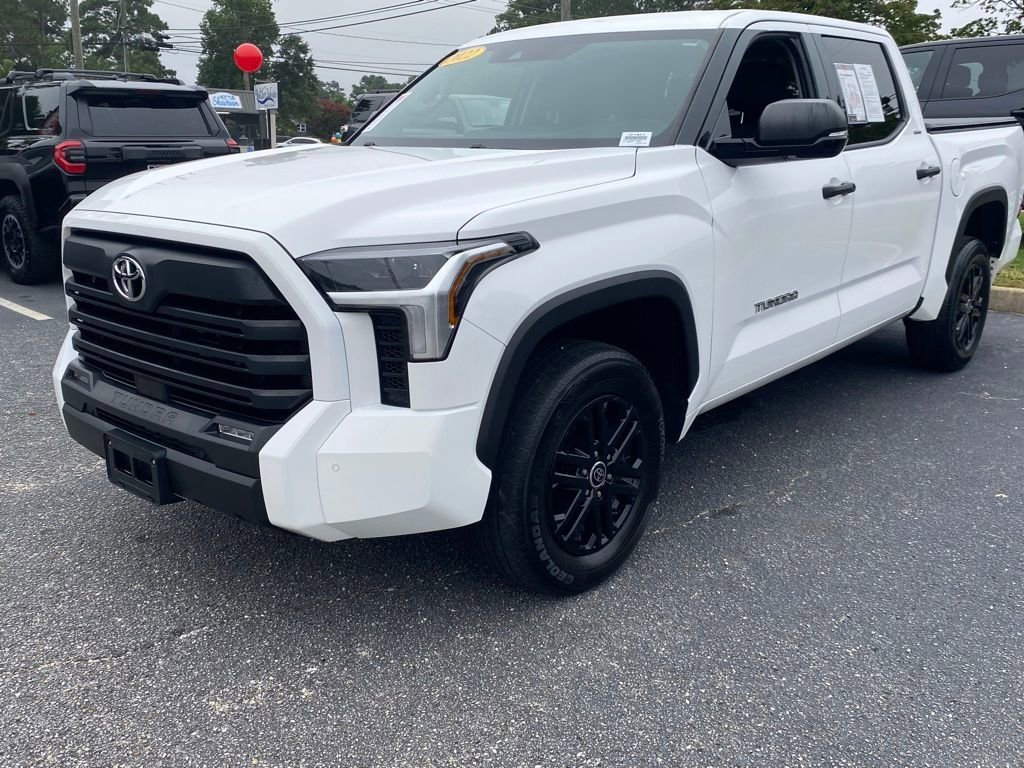 2022 Toyota Tundra SR5 photo 2