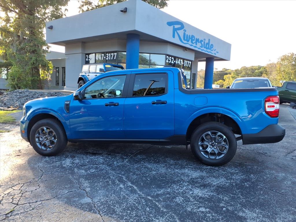 2025 Ford Maverick XLT photo 2