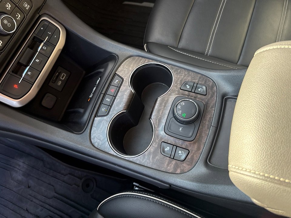 2023 Gmc Acadia Denali photo 26