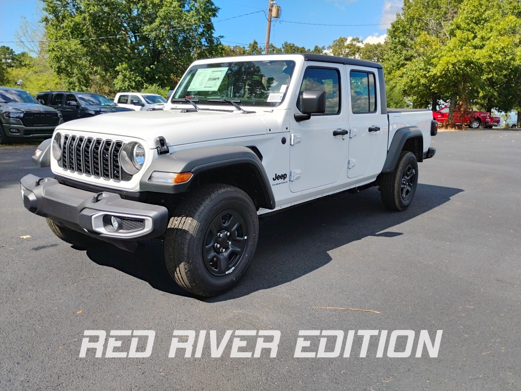 2025 Jeep Gladiator Sport's photo
